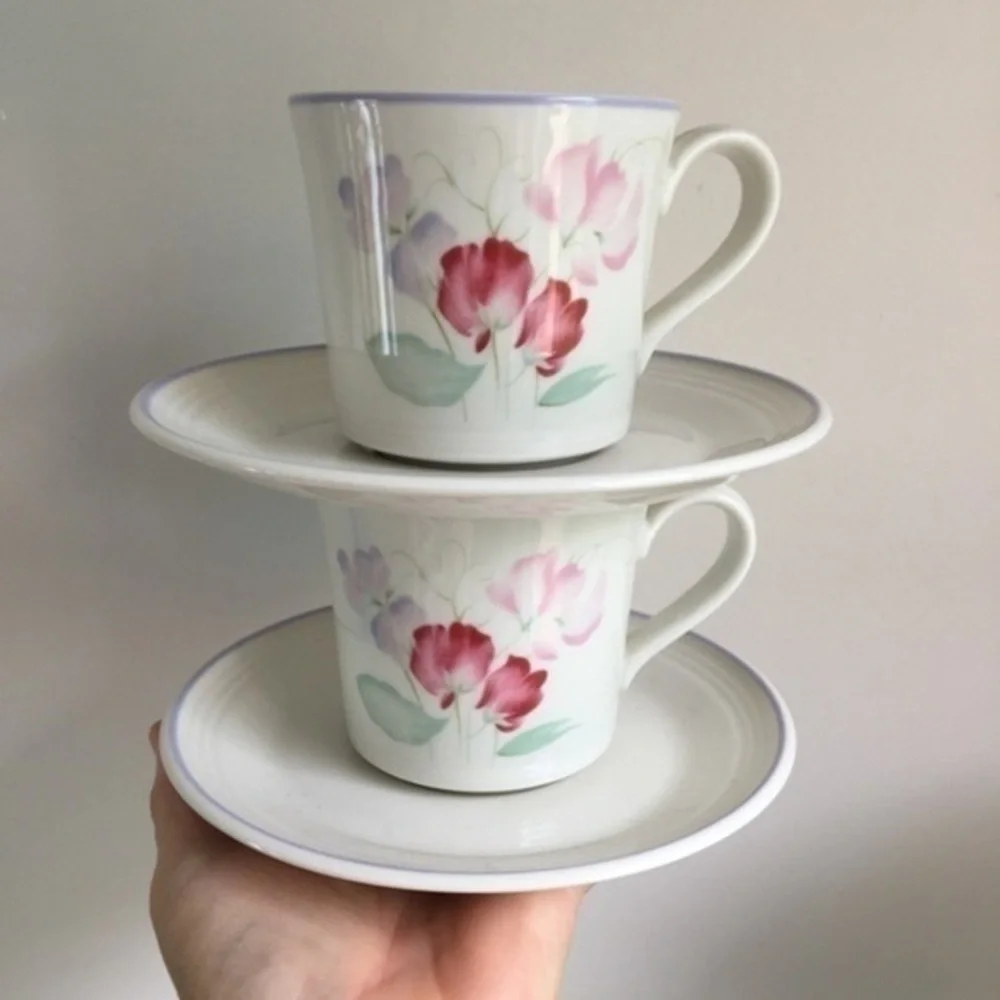 Vintage Royal Doulton Fresh Flowers Cups and Saucers Made in England 1983